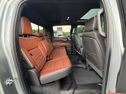 Used 2025 GMC Sierra 1500 Denali Ultimate AWD/4WD image 24