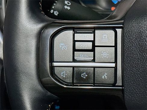 Used 2024 Ford F350 Platinum image 32