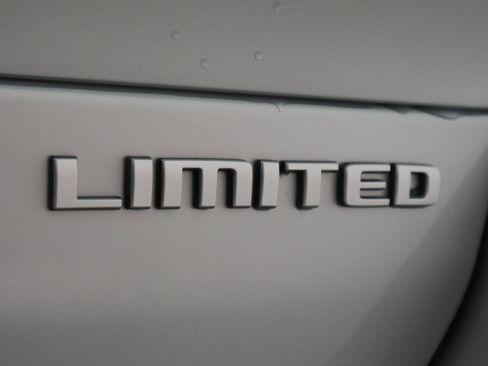 New 2025 Jeep Grand Cherokee L Limited image 39