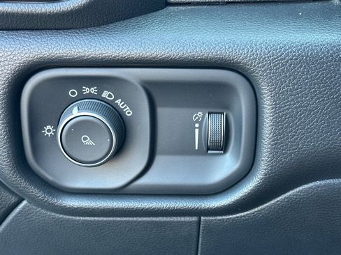 Used 2023 RAM 2500 Tradesman image 39