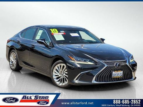 Used 2019 Lexus ES 350 Ultra Luxury FWD image 1