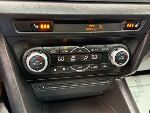 Used 2015 MAZDA MAZDA3 s Grand Touring FWD image 34