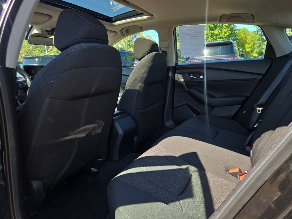 Used 2024 Honda Accord EX image 24