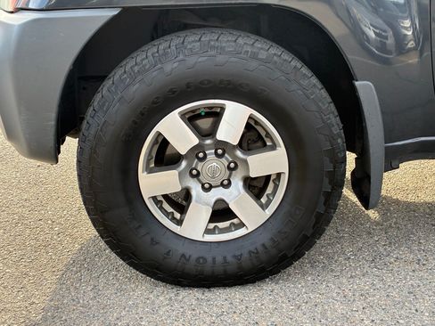 Used 2012 Nissan Xterra PRO-4X w/ Pro-4x Leather Pkg AWD/4WD image 13