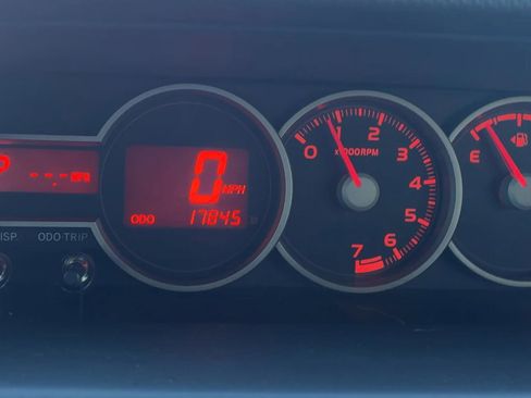 Used 2013 Scion xB image 2