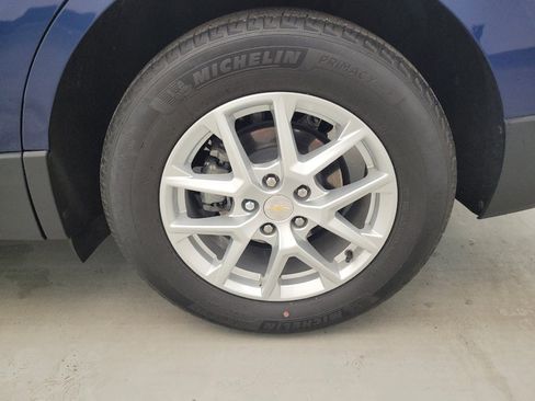 Used 2023 Chevrolet Equinox LT FWD image 31
