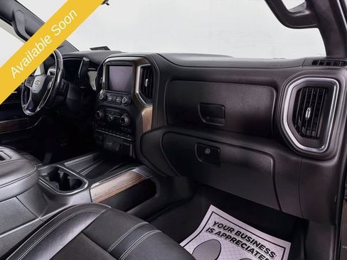 Used 2019 Chevrolet Silverado 1500 High Country w/ Technology Package AWD/4WD image 32