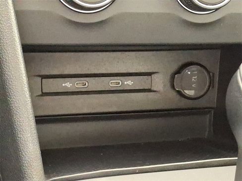 Used 2022 Volkswagen Taos SE w/ IQ.Drive SE Package image 25