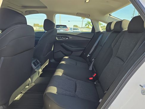 Certified 2025 Honda Accord SE image 13