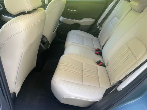 Used 2023 Honda HR-V EX-L image 11
