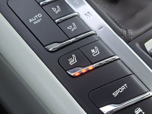 Certified 2016 Porsche Macan S image 33