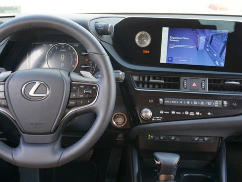 Certified 2024 Lexus ES 350 w/ Premium Package image 28