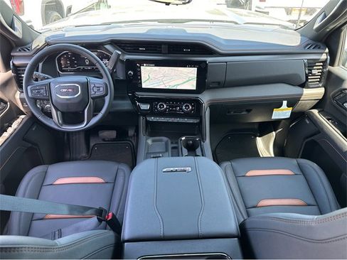 New 2025 GMC Sierra 2500 AT4 w/ AT4 Premium Plus Package image 18