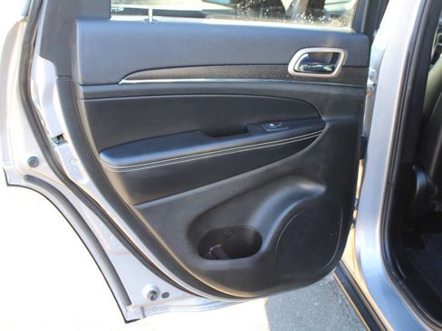 Used 2015 Jeep Grand Cherokee Limited image 53