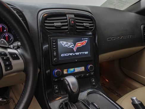 Used 2010 Chevrolet Corvette Convertible w/ Preferred Equipment Group RWD image 23