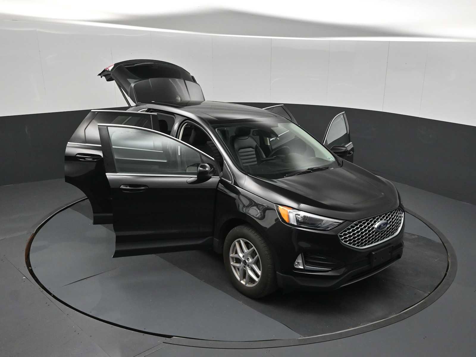 Certified 2024 Ford Edge SEL w/ Convenience Package AWD/4WD image 33