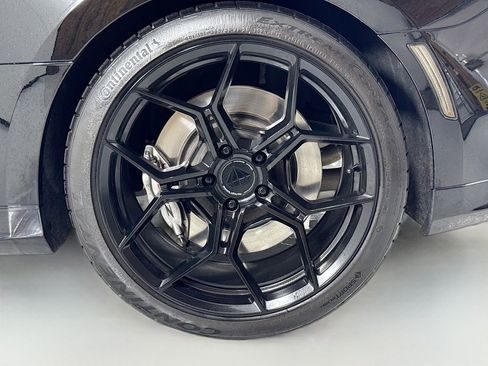 Used 2018 Chevrolet Camaro ZL1 RWD image 15