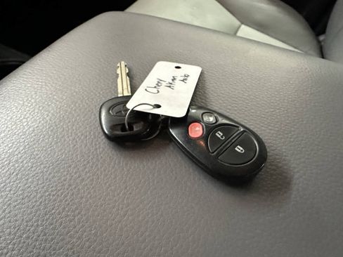 Used 2013 Toyota Sequoia Limited AWD/4WD image 35