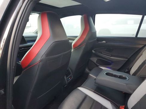 Used 2022 Volkswagen GTI Autobahn image 8