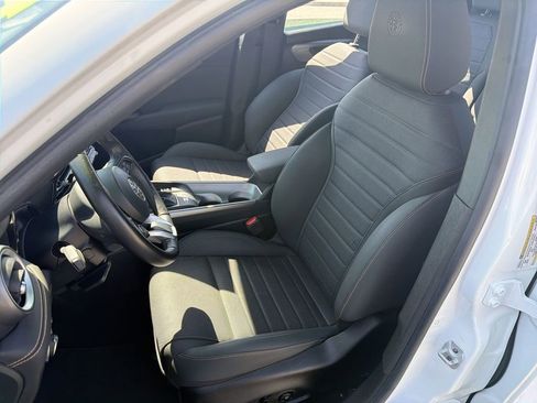 Used 2024 Alfa Romeo Tonale Ti AWD/4WD image 13
