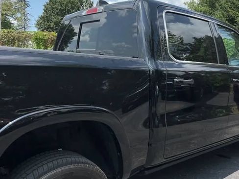 Used 2019 RAM 1500 Limited AWD/4WD image 9