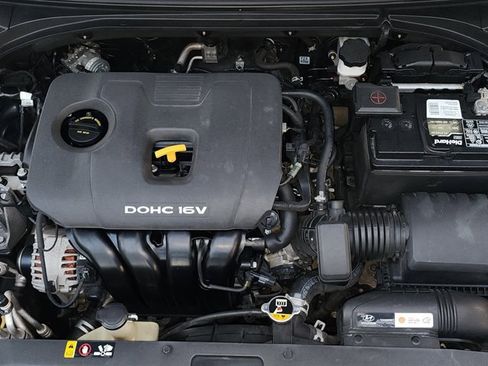 Used 2019 Hyundai Veloster 2.0 image 18