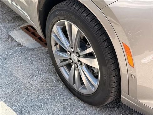 Used 2022 Cadillac XT6 Premium Luxury w/ Technology Package AWD/4WD image 9