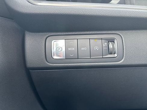 New 2026 Chevrolet Traverse LT w/ Driver Confidence Package image 17