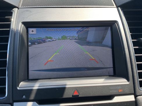 Used 2017 Ford Taurus Limited FWD image 17