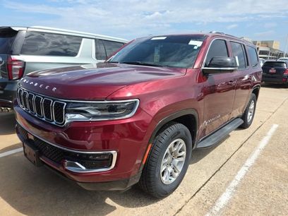 Used 2024 Jeep Wagoneer 4WD w/ Convenience Group I