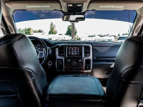 Used 2018 RAM 2500 Laramie AWD/4WD image 32