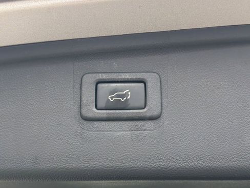 Used 2019 Subaru Outback 2.5i Limited image 14