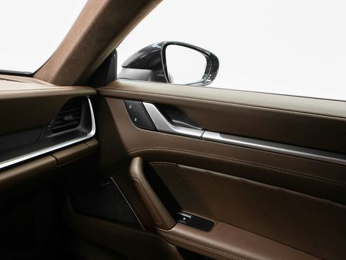 Certified 2023 Porsche 911 Turbo S AWD/4WD image 31