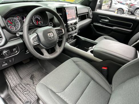 Used 2025 RAM 1500 Big Horn AWD/4WD image 10