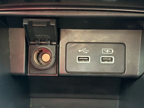 Used 2022 Honda Accord Sport image 9