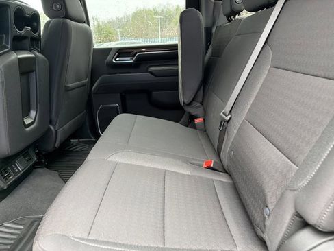 Used 2024 Chevrolet Silverado 2500 LT w/ Convenience Package image 14