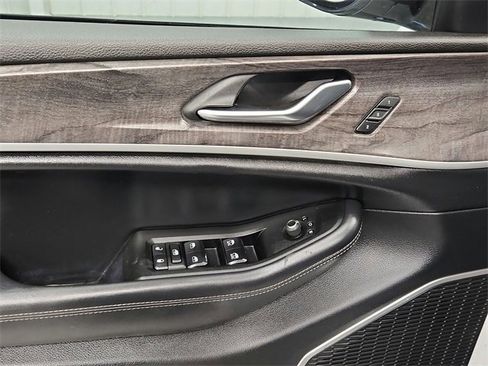 Used 2021 Jeep Grand Cherokee L Limited image 28