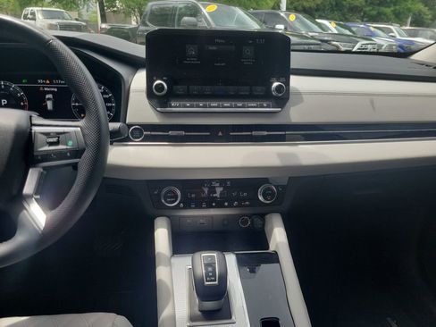 Used 2024 Mitsubishi Outlander SEL FWD image 22
