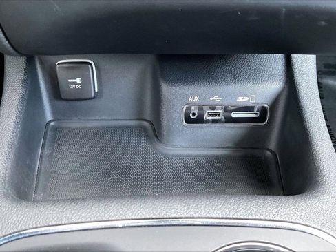 Used 2015 Dodge Durango SXT image 16