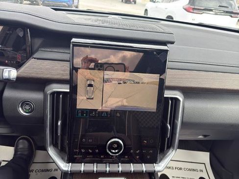 New 2026 GMC Acadia Denali w/ Super Cruise Package image 20