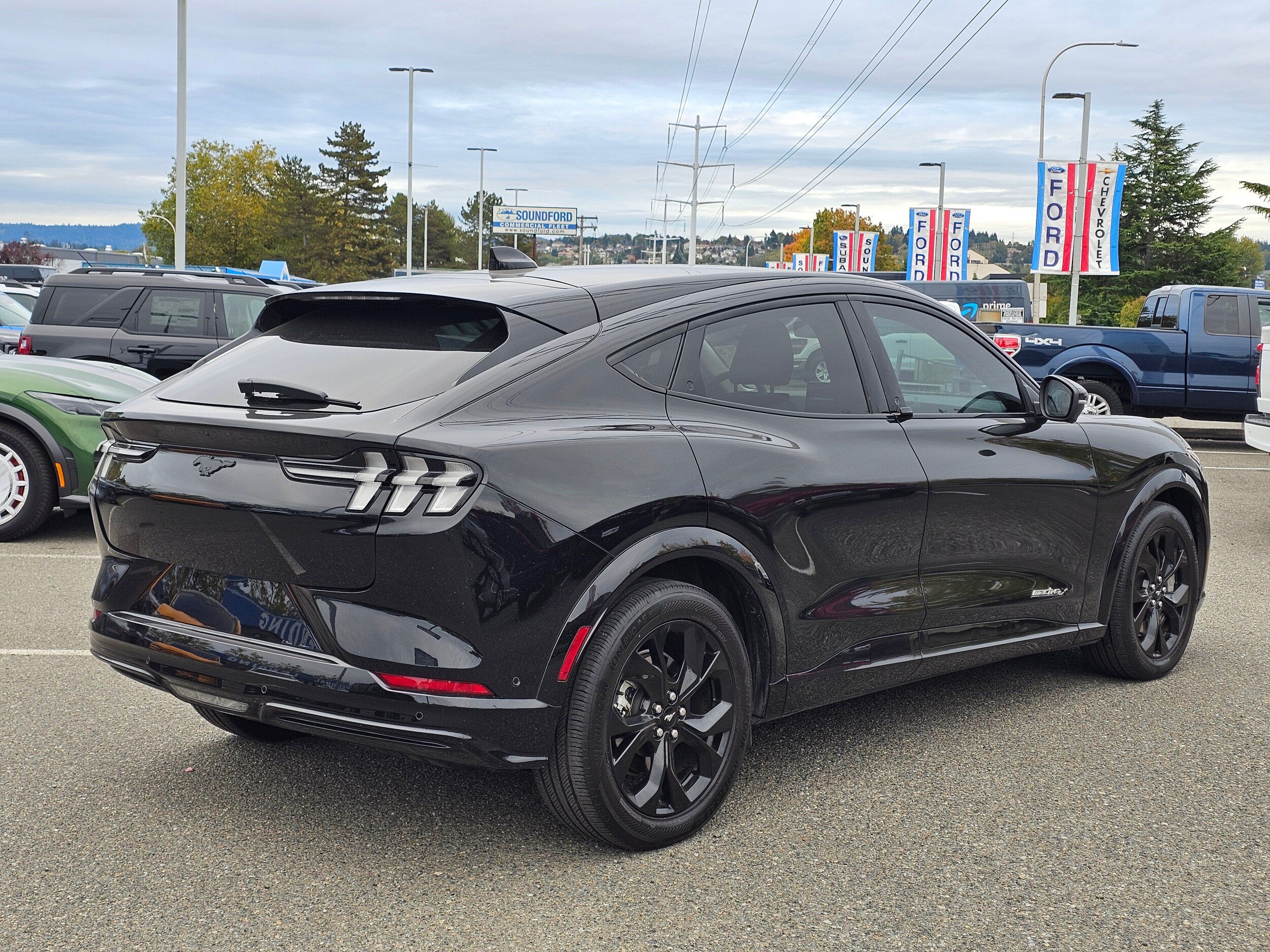 Used 2023 Ford Mustang Mach-E Premium w/ Mustang Nite Pony Package AWD/4WD image 5