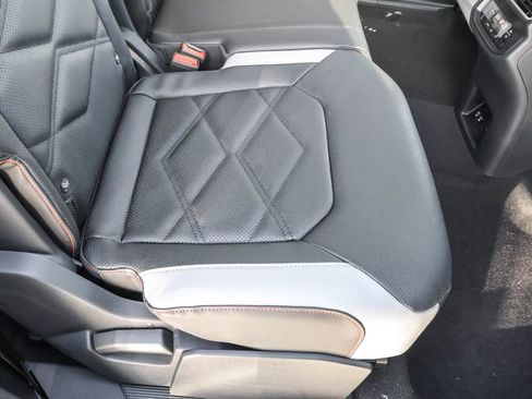 New 2026 Volkswagen Atlas Peak Edition image 41