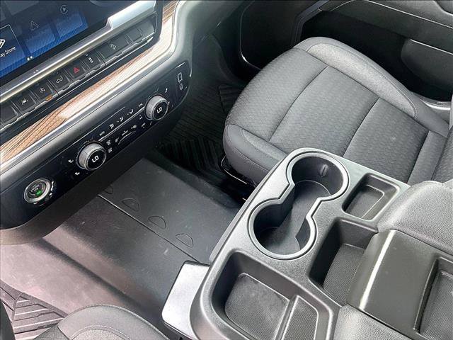 Used 2023 Chevrolet Silverado 1500 RST w/ Z71 Off-Road Package AWD/4WD image 15