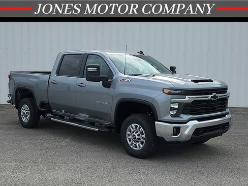 New 2026 Chevrolet Silverado 2500 LT w/ Safety Package AWD/4WD image 1