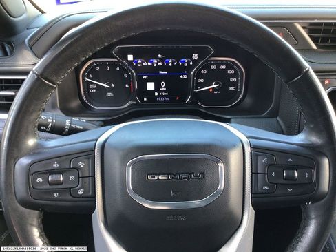 Used 2021 GMC Yukon XL Denali w/ Advanced Technology Package AWD/4WD image 8
