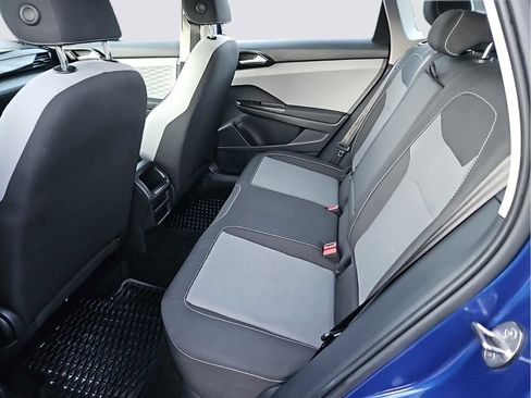 Used 2022 Volkswagen Taos S w/ IQ Drive S Package image 31