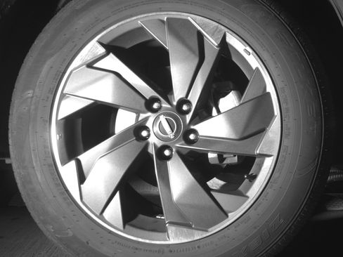 Used 2025 Nissan Rogue SV image 13