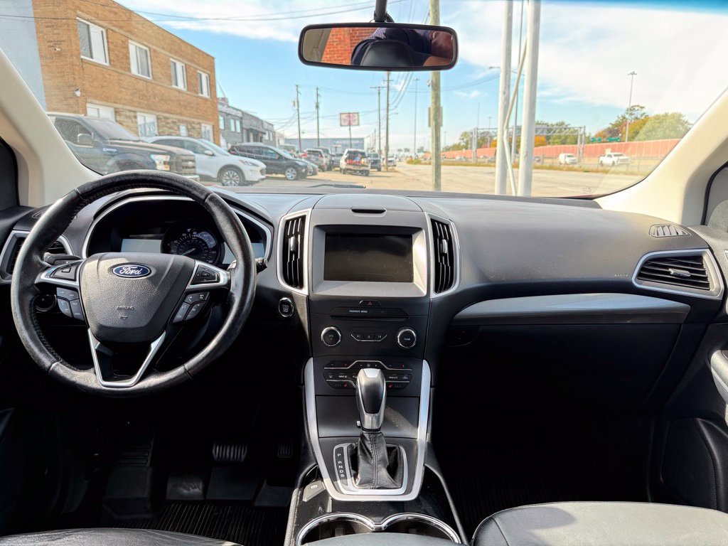 Used 2018 Ford Edge SEL w/ Equipment Group 201A AWD/4WD image 24