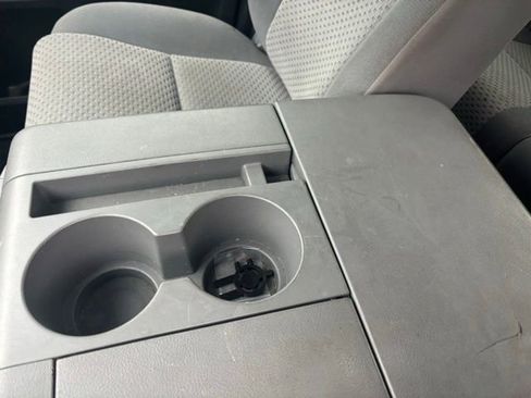 Used 2010 Toyota Tundra 4x4 Double Cab image 13