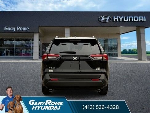 Used 2025 Toyota RAV4 XLE w/ Convenience Package AWD/4WD image 12